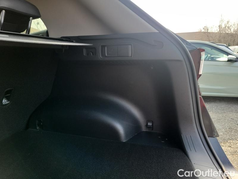  KIA  Sportage  (NQ5)(2022->) Sport.1.6TGDI 130 TOP 4x4 AT #4