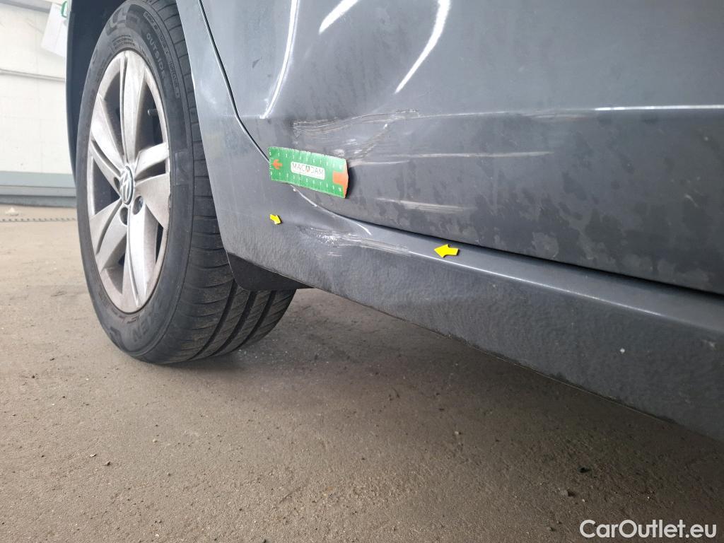  Volkswagen  Golf  VOLKSWAGEN / 2020 / 5P / Berline 1.5 eTSI OPF 150 DSG7 Life 1st #13