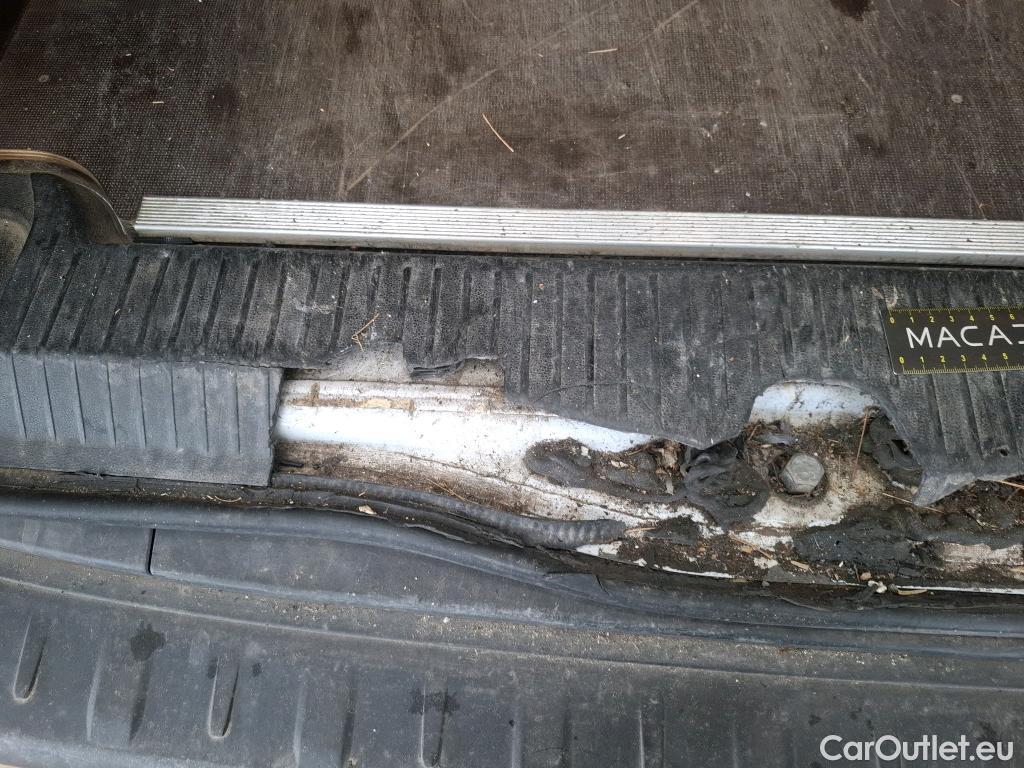  Renault  Kangoo RENAULT  / 2021 / 4P / Fourgonnette Extra - Blue dCi95 Sésame Ouvre Toi #25