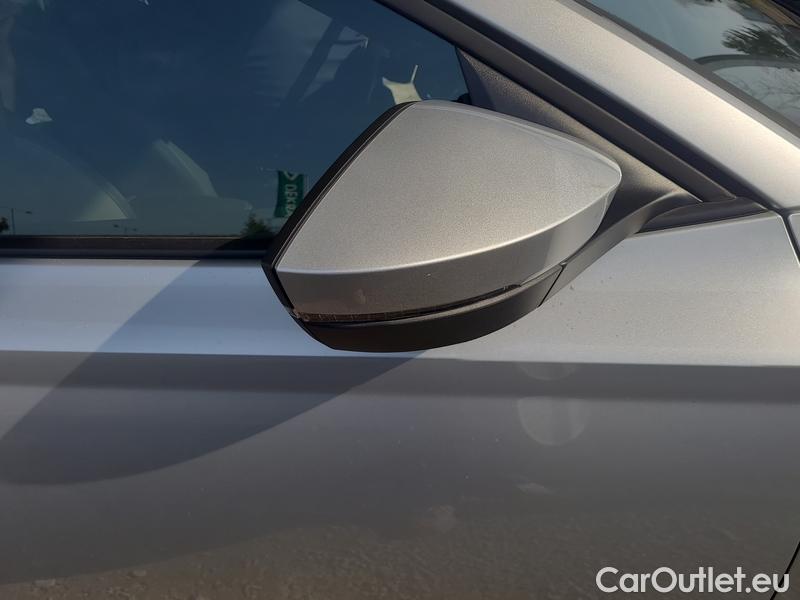  Skoda  Octavia  Combi (NX3)(2020) Oct.C.2.0TDI 110 4x4 Ambit AT #8