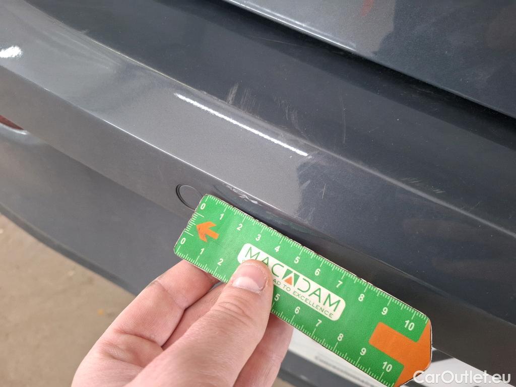  Volkswagen  Golf  VOLKSWAGEN / 2020 / 5P / Berline 1.5 eTSI OPF 150 DSG7 Life 1st #27