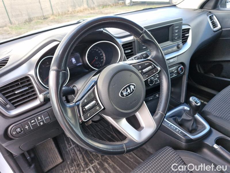  KIA  Cee'd Ceed  (CD) (2018->) Kombi  #15