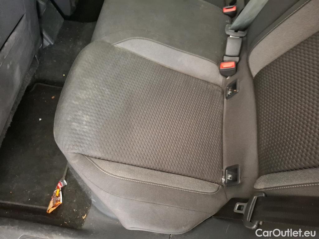  Volkswagen  Taigo VOLKSWAGEN  / 2021 / 5P / SUV 1.0 TSI 110 DSG Life #10