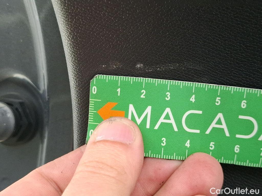  Seat  Leon SEAT  / 2020 / 5P / Berline 1.0 eTSI 110 DSG S&S Style Business #15