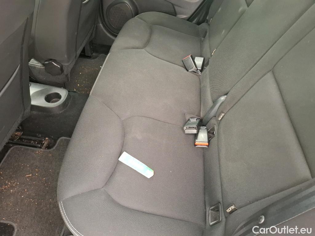  Renault  Clio  IV Business 0.9 TCe 90CV BVM5 E6 #18