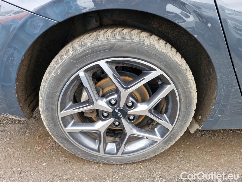  KIA  Cee'd Ceed  (CD) (2018->) Ceed SW 1.5 T-GDI 118 Top AT #15