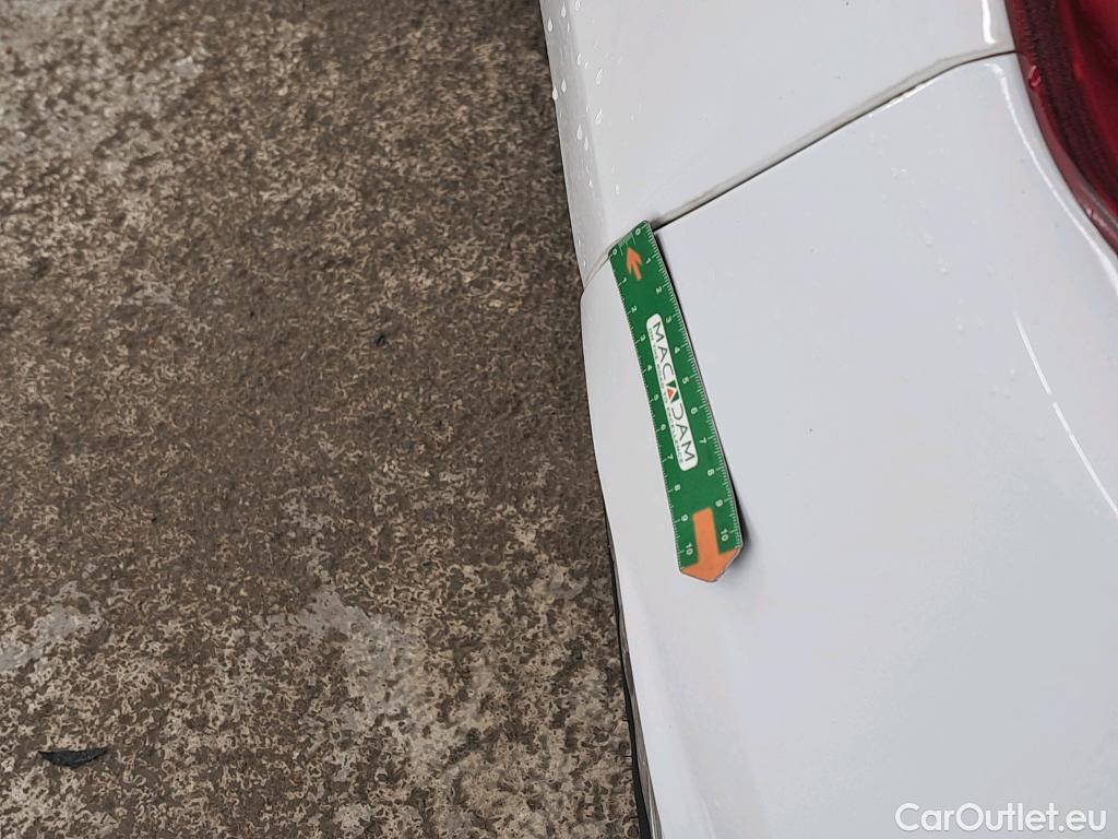  Renault  Clio  IV Air MediaNav 1.5 dCi 75CV BVM5 E6 #2