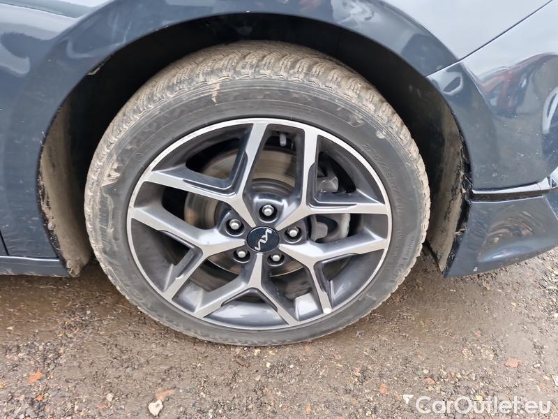  KIA  Cee'd Ceed  (CD) (2018->) Ceed SW 1.5 T-GDI 118 Top AT #18