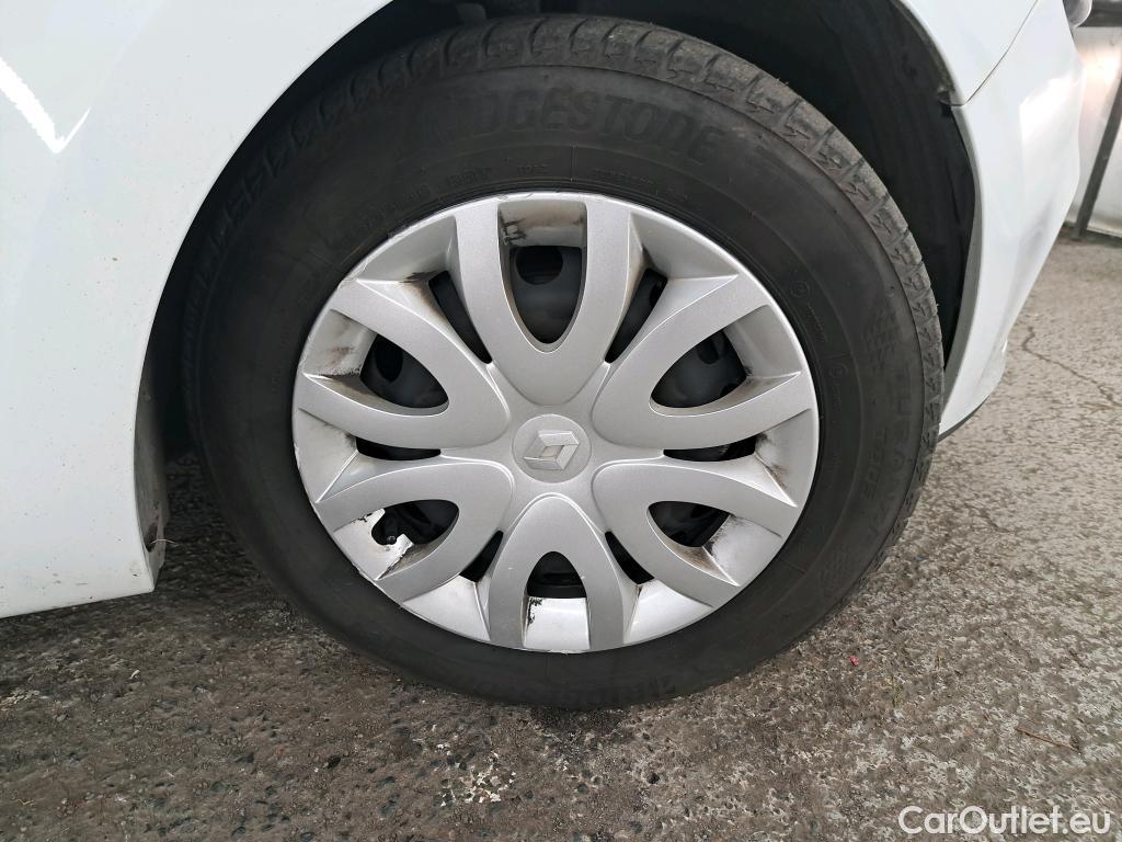  Renault  Clio  IV Air MediaNav 1.5 dCi 75CV BVM5 E6 #14