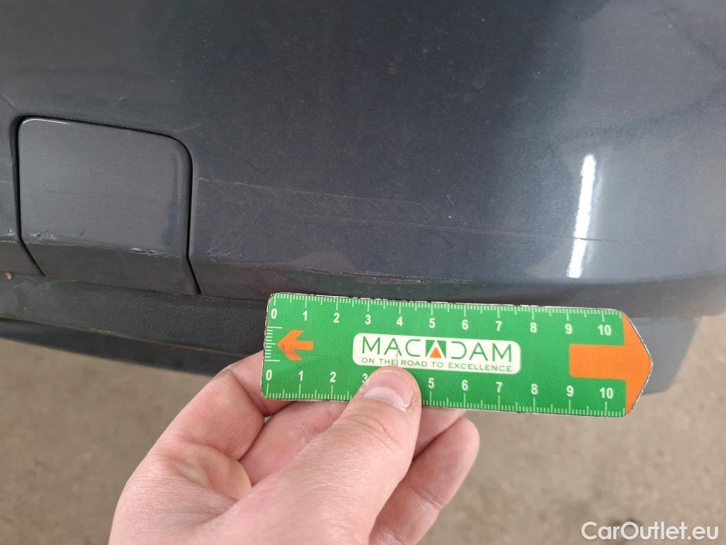  Volkswagen  Golf  VOLKSWAGEN / 2020 / 5P / Berline 1.5 eTSI OPF 150 DSG7 Life 1st #26