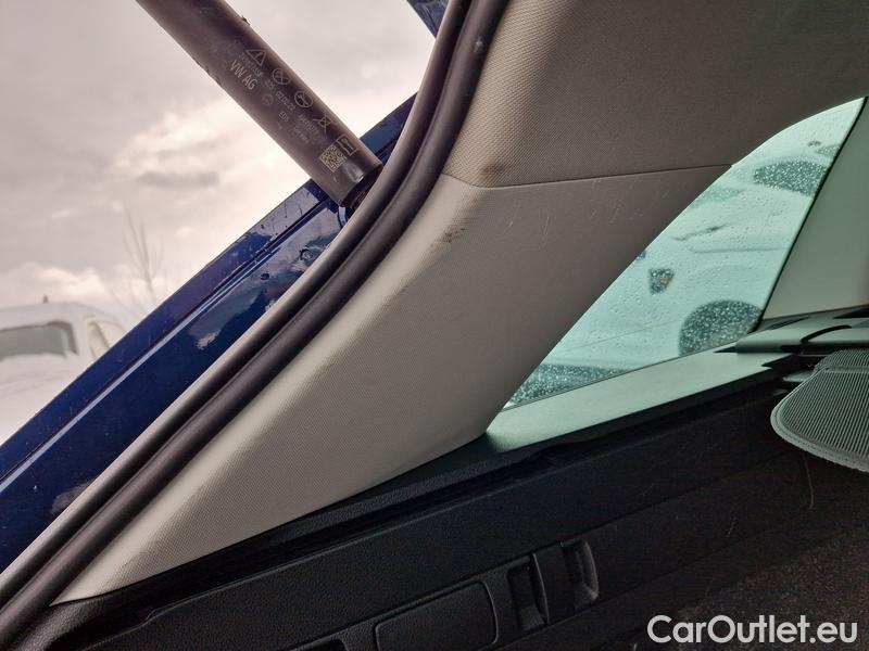  Skoda  Superb  Combi (3V5)(2015) Su.c.2.0TDI 147 Scout 4x4 Aut #1