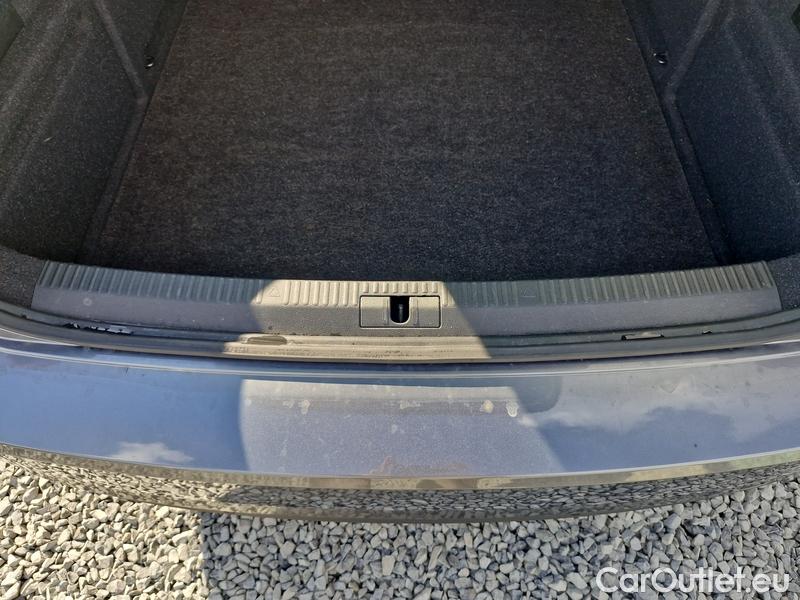  Skoda  Superb  (3V3)(2015) Supe.2.0TDI 147 Style 4x4 Aut #13