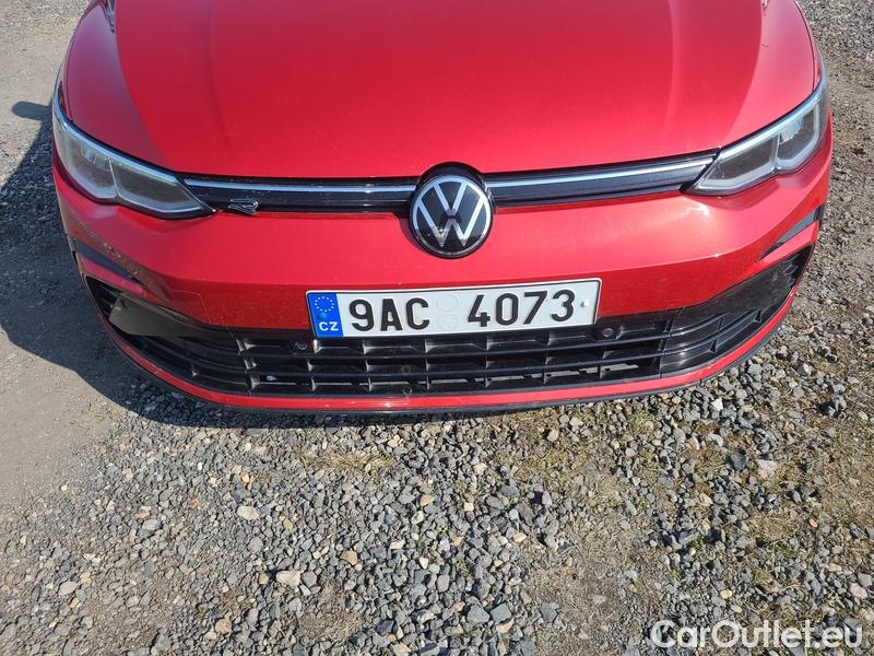  Volkswagen  Golf  VIII Variant (CG5) 2020 Var.2.0TDI 110 R-Line 5d #2