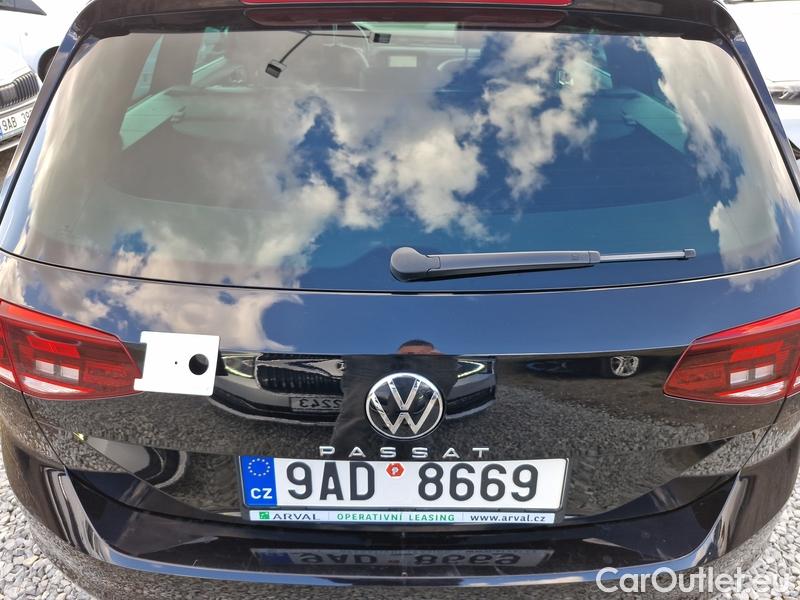  Volkswagen  Passat  Variant (CB5) (2019) Pas.Var.2.0TDI 110 Elegance AT #13