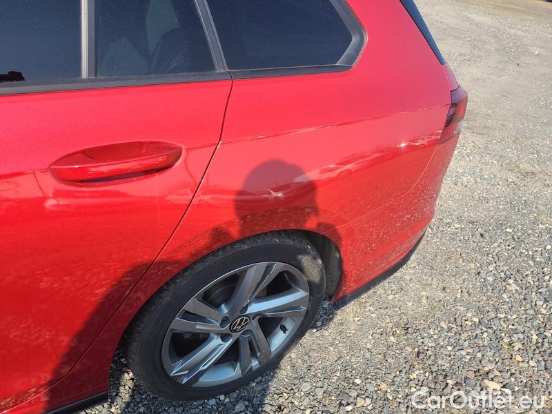  Volkswagen  Golf  VIII Variant (CG5) 2020 Var.2.0TDI 110 R-Line 5d #6