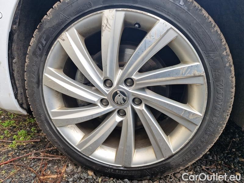  Skoda  Octavia  Combi (NX3)(2020) Oct.Com.1.4TSI 150 Style AT #2