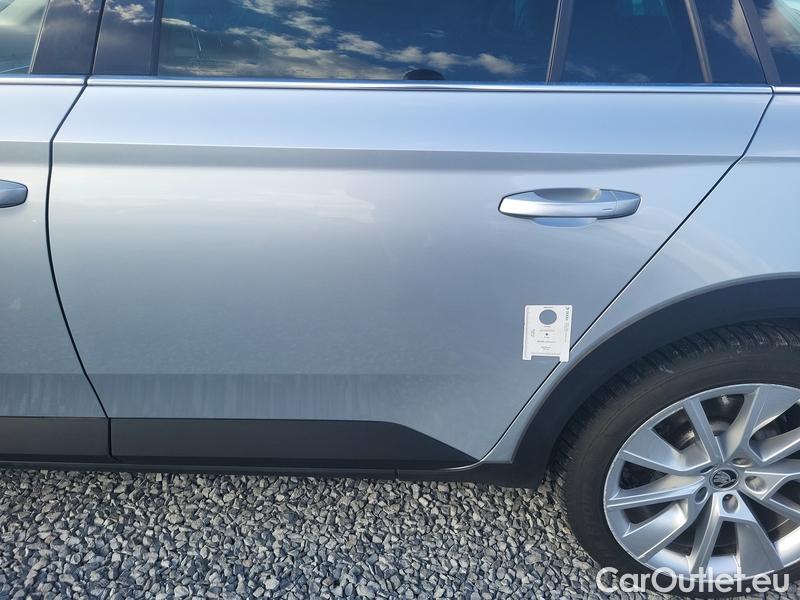  Skoda  Superb  Combi (3V5)(2015) Su.c.2.0TDI 147 Scout 4x4 Aut #10