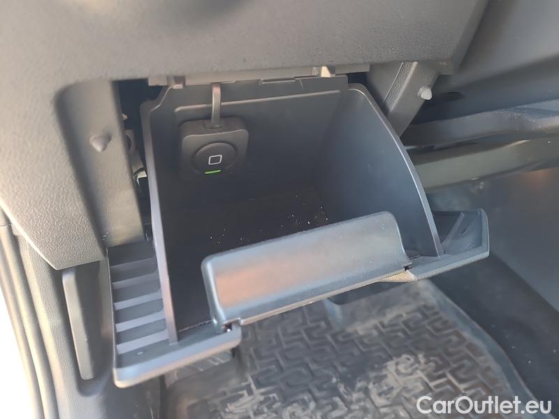  Skoda  Octavia  Combi  (5E5)(03.2017->)  Com TDI 110 Style AT #11