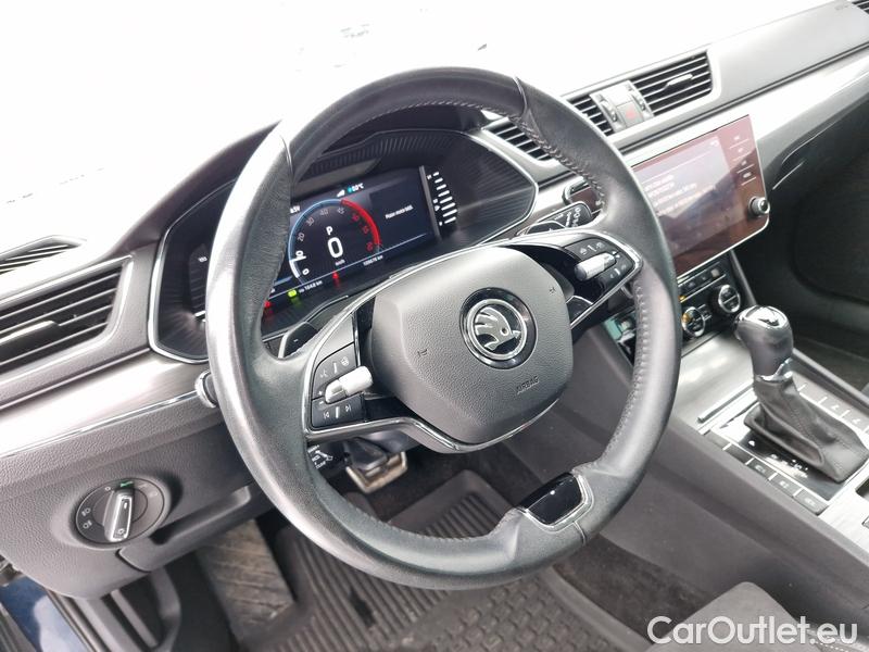  Skoda  Superb  Combi (3V5)(2015) Su.c.2.0TDI 147 Scout 4x4 Aut #7