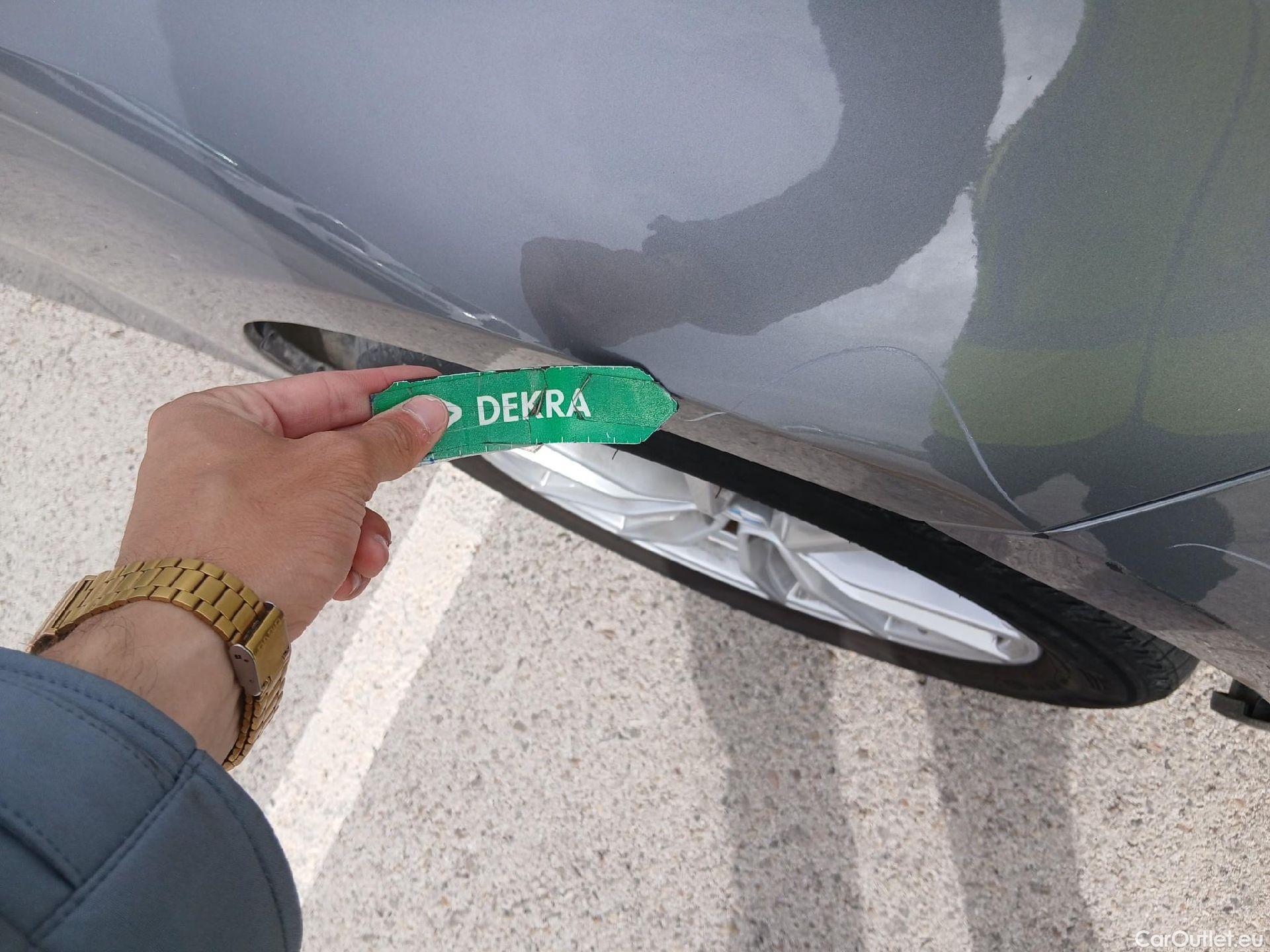  Bmw  Serie 3  Touring 318 d 2.0 150CV AT8 E6d #25