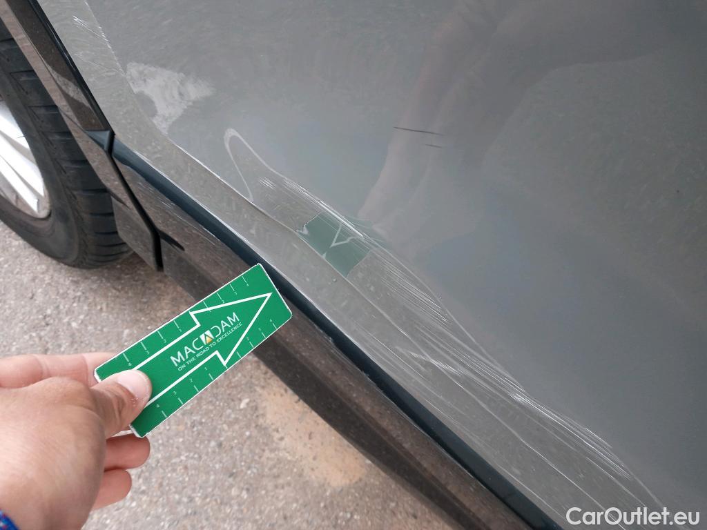  Audi  Q2 AUDI  / 2016 / 5P / todoterreno Design 30 TFSI 85kW (116CV) #5