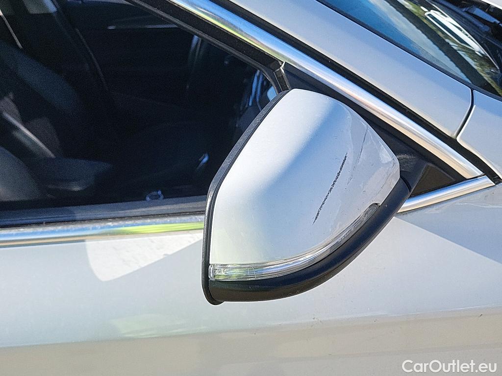  Bmw  X1 BMW  / 2019 / 5P / todoterreno sDrive18d #23