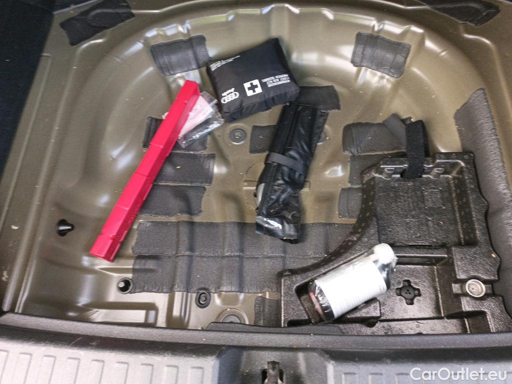  Audi  A3 AUDI  / 2020 / 5P / berlina con portón Sportback 30 TFSI 81kW (110CV) S tronic #3