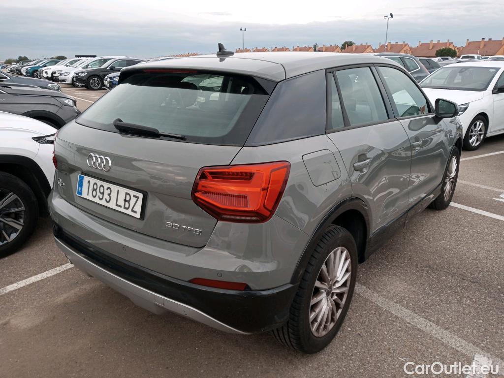  Audi  Q2 AUDI  / 2016 / 5P / todoterreno Design 30 TFSI 85kW (116CV) #11