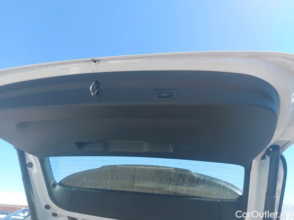  Bmw  X1 BMW  / 2022 / 5P / todoterreno sDrive18i #15