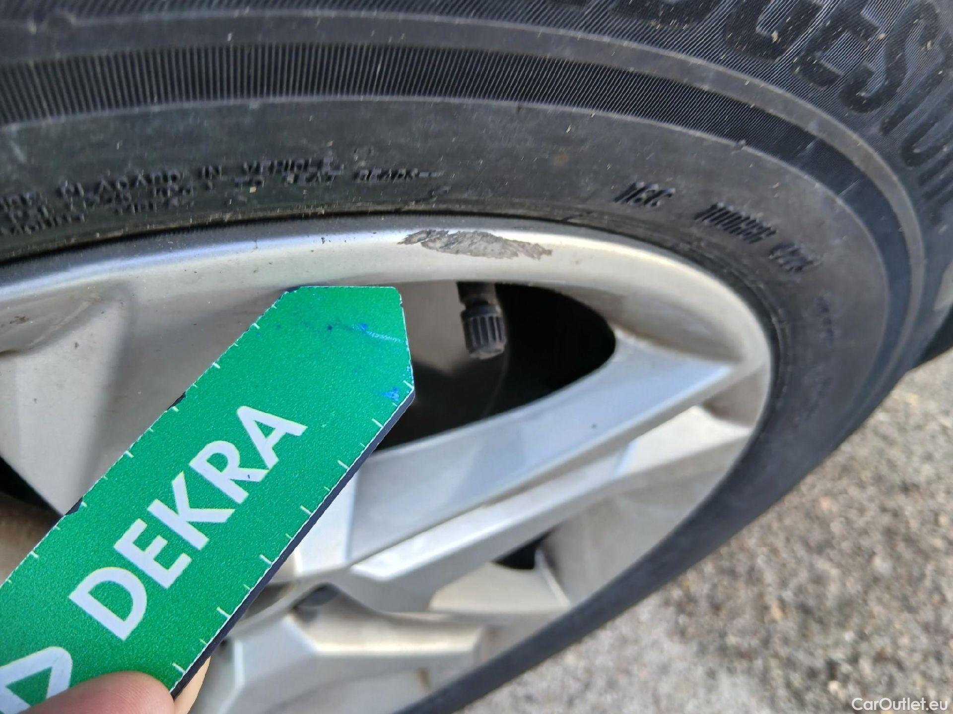  Audi  Q5 AUDI  SPORTBACK / 2020 / 5P / todoterreno Advanced 35 TDI 120kW S tronic (AC) #38