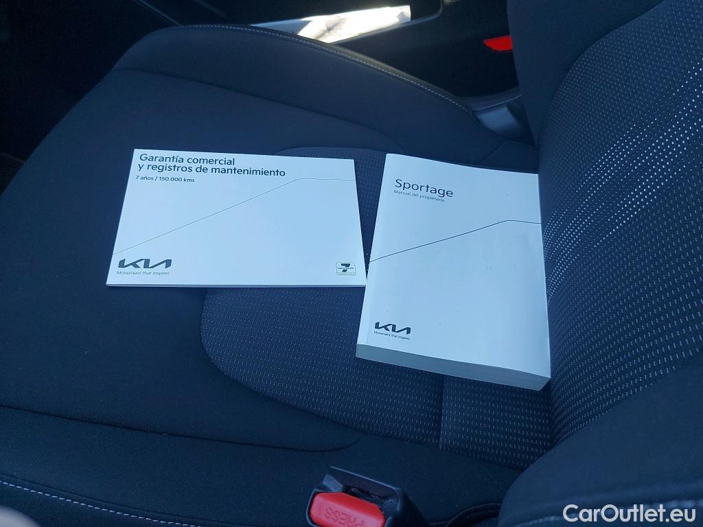  KIA  Sportage KIA  / 2022 / 5P / todoterreno 1.6 T-GDi 110kW (150CV) Drive 4x2 #14