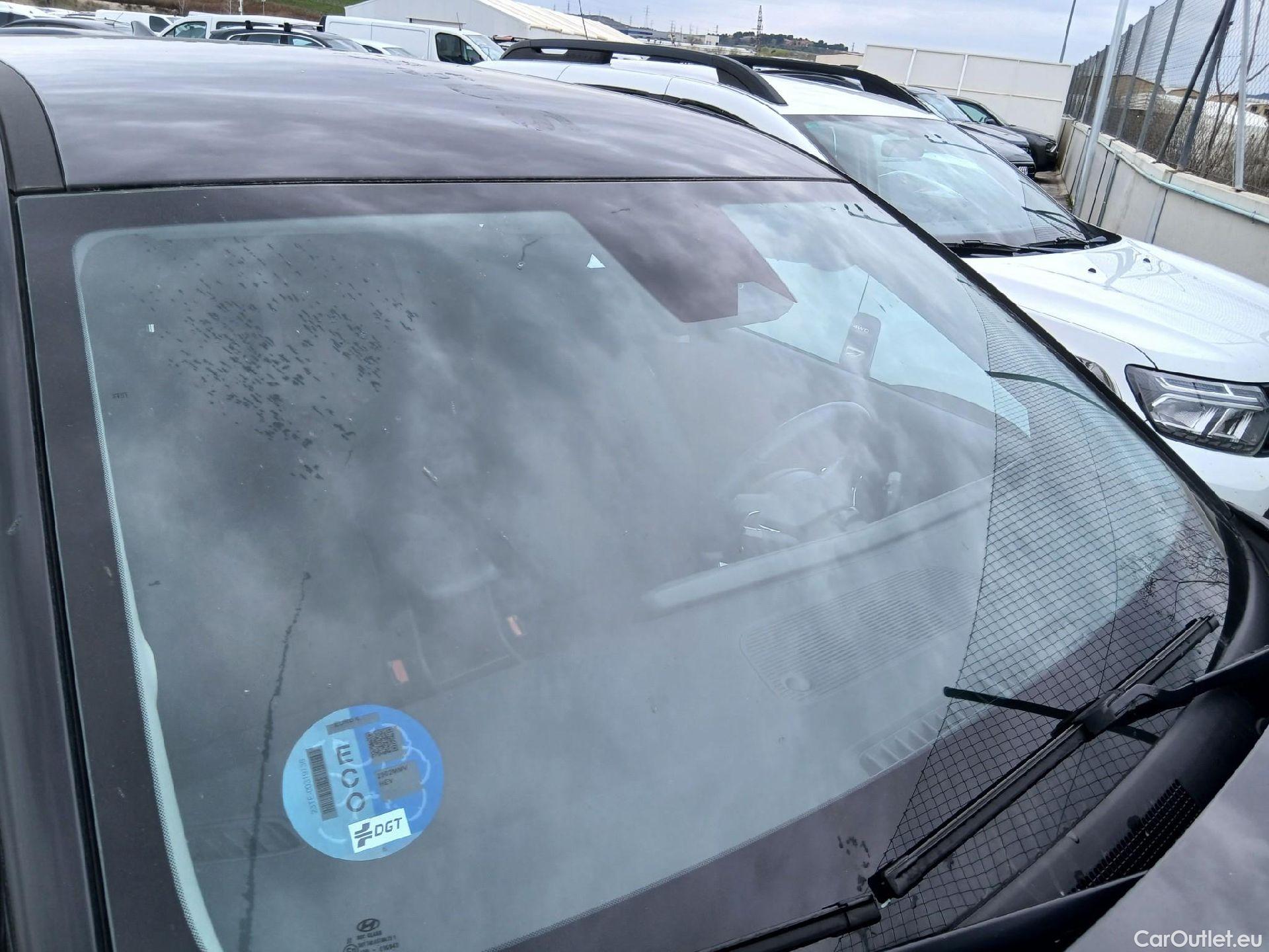  Hyundai  Konna HYUNDAI Kona / 2023 / 5P / todoterreno 1.6 GDI HEV Maxx DCT #1