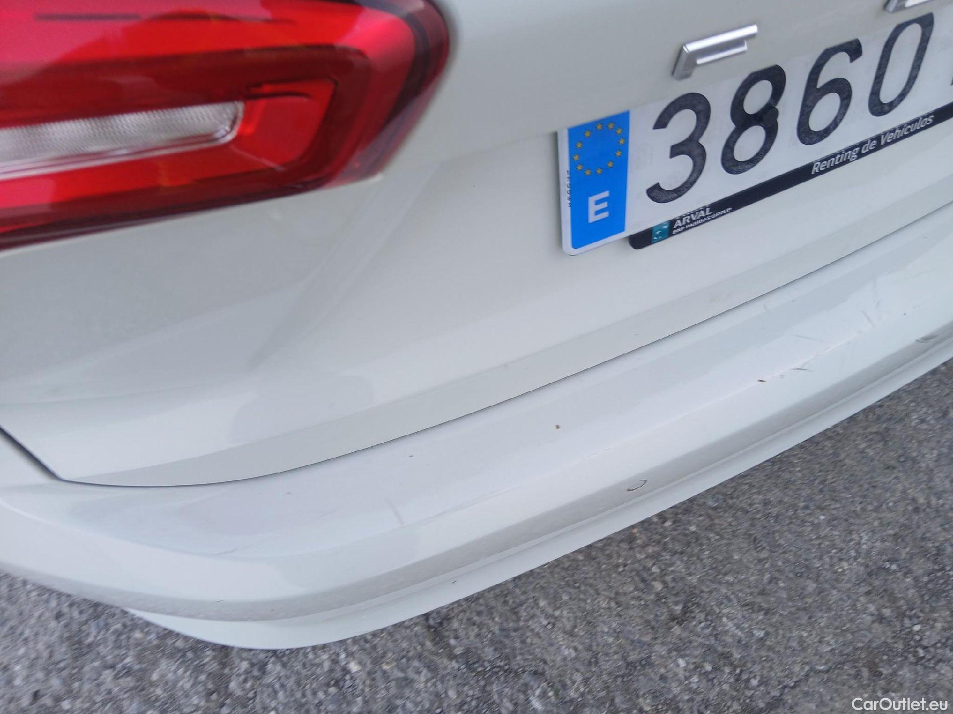  Ford  Focus FORD  / 2018 / 5P / familiar 1.5 Ecoblue 88kW Titanium SB #5