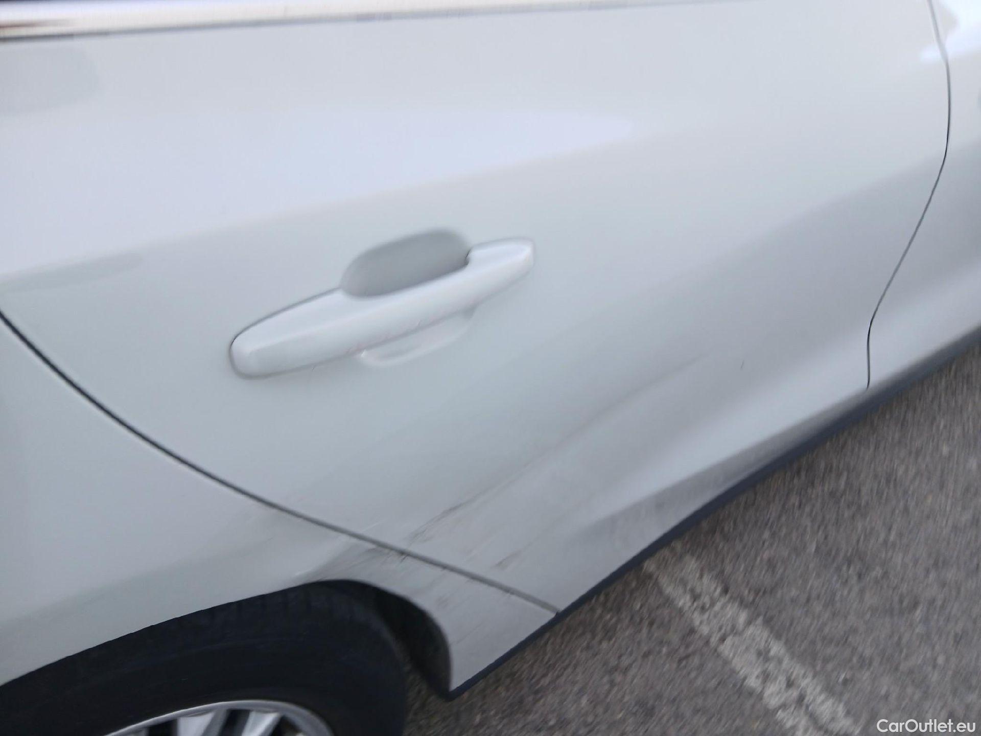  Ford  Focus FORD  / 2018 / 5P / familiar 1.5 Ecoblue 88kW Titanium SB #12