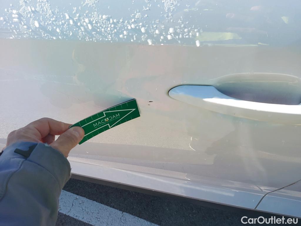  Hyundai  Tucson HYUNDAI  / 2018 / 5P / todoterreno  CRDI 1.6 116 CV 48V 4X2 SLE(SP)(SL) #4