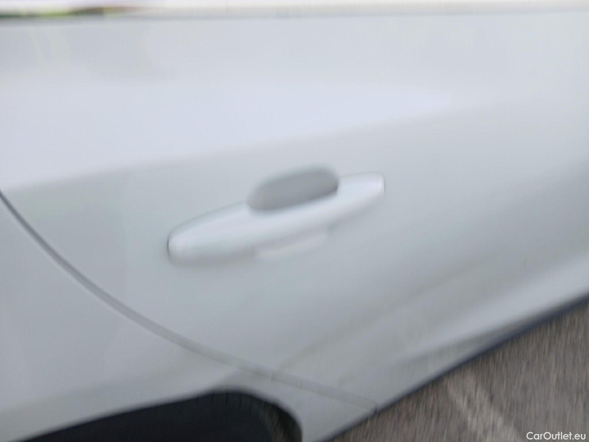  Ford  Focus FORD  / 2018 / 5P / familiar 1.5 Ecoblue 88kW Titanium SB #11