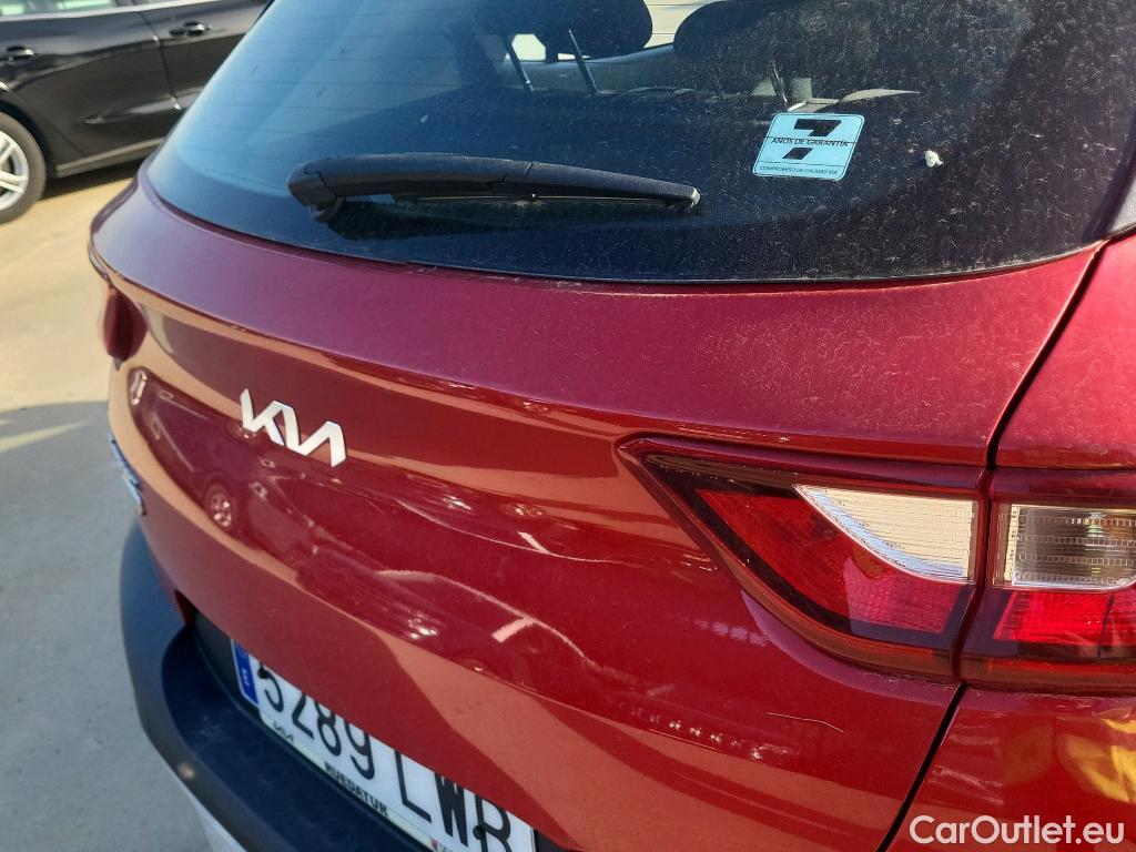  KIA  STONIC KIA  / 2017 / 5P / todoterreno 1.0 T-GDi 74kW (100CV) MHEV iMT Drive #1