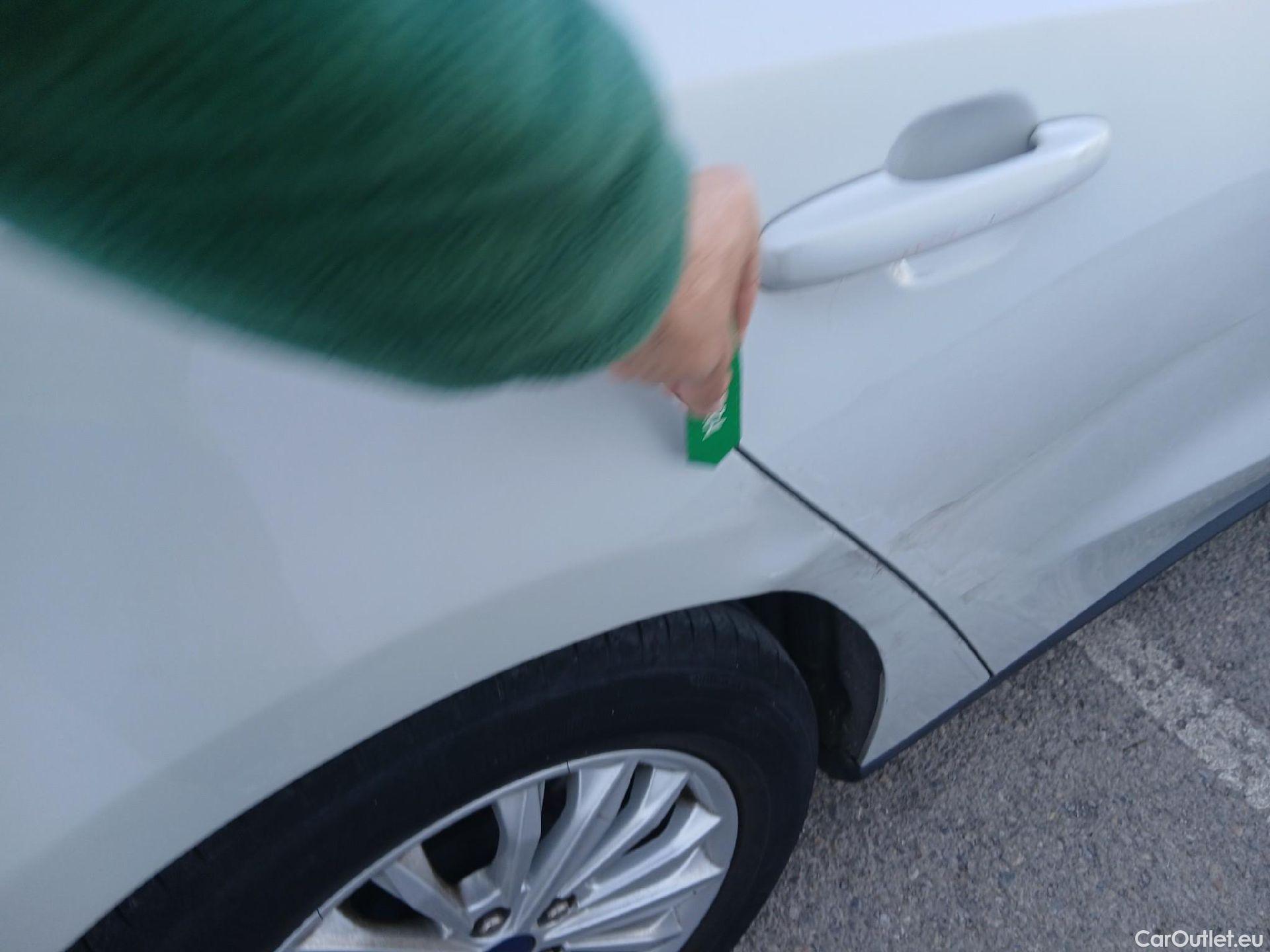  Ford  Focus FORD  / 2018 / 5P / familiar 1.5 Ecoblue 88kW Titanium SB #10