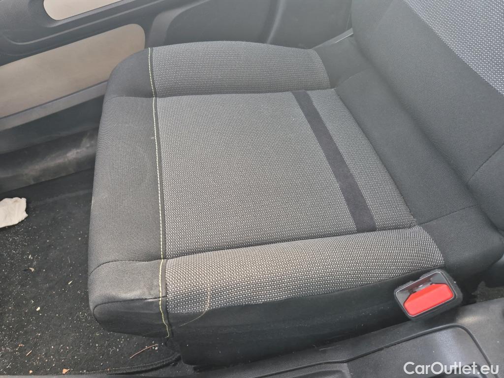  Citroen  C3 CITROEN  / 2016 / 5P / berlina con portón BlueHDi 73KW (100CV) S&S FEEL #2