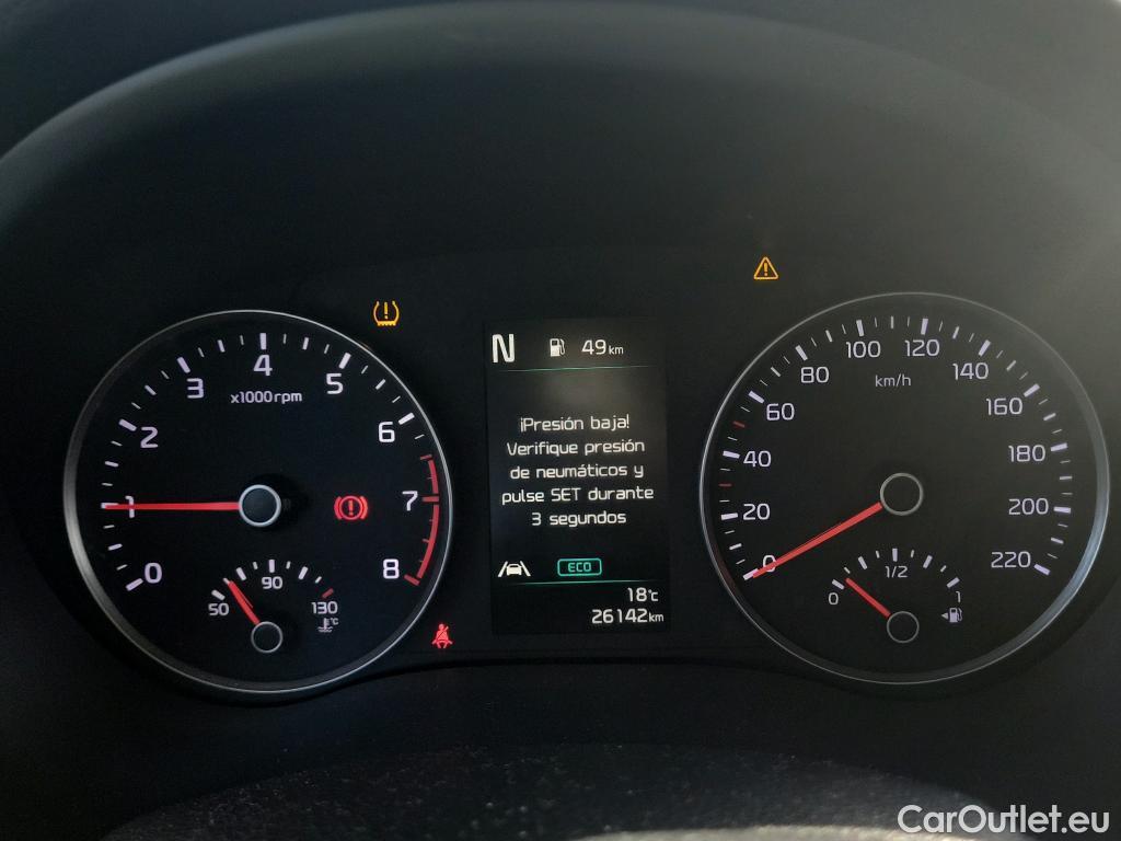  KIA  STONIC KIA  / 2017 / 5P / todoterreno 1.0 T-GDi 74kW (100CV) MHEV iMT Drive #18