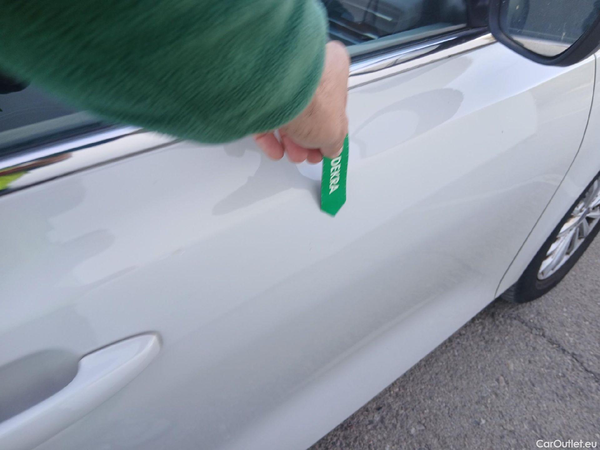  Ford  Focus FORD  / 2018 / 5P / familiar 1.5 Ecoblue 88kW Titanium SB #15