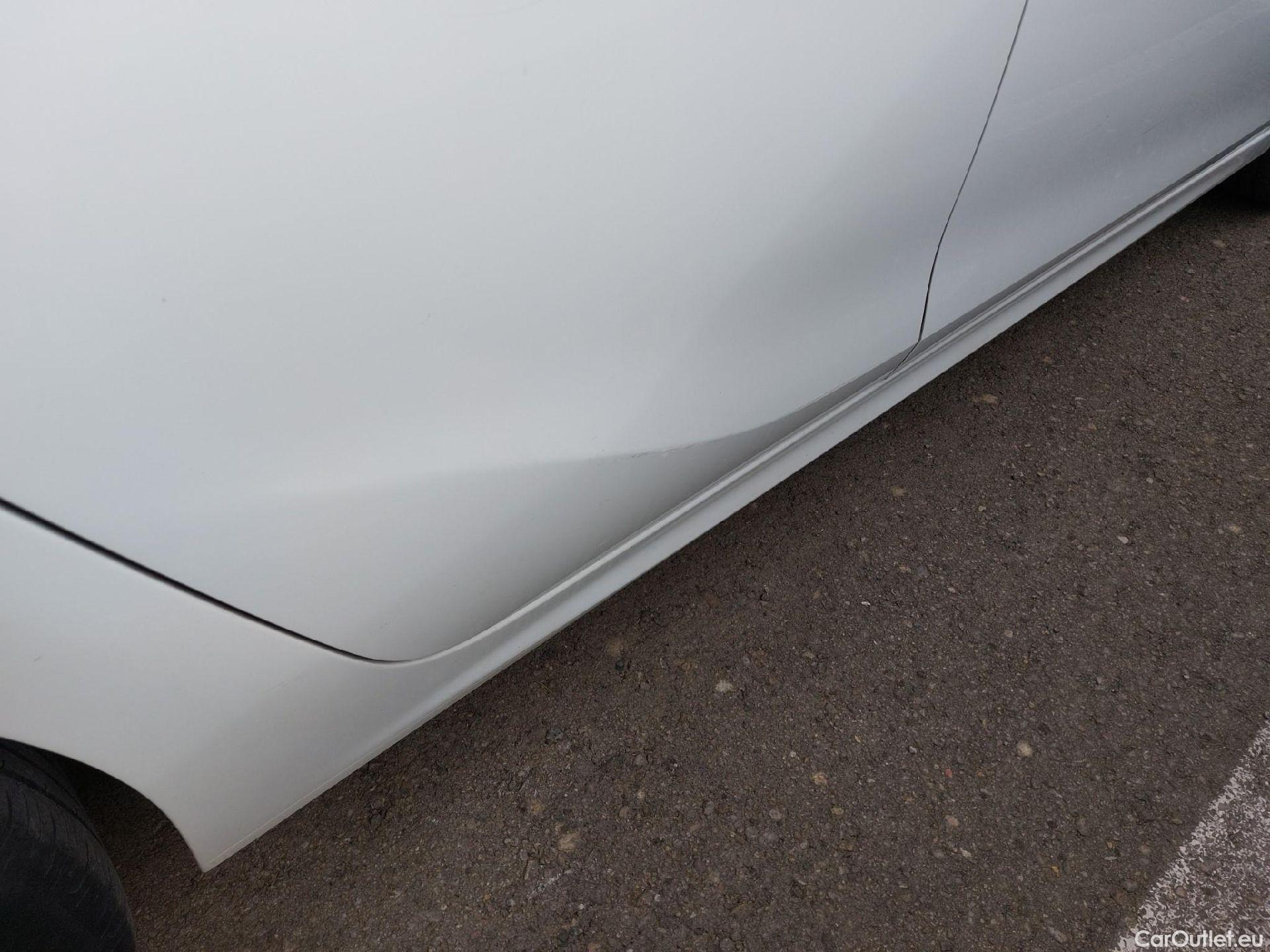  Opel  Corsa OPEL  1.2T XHL 74kW (100CV) Elegance #11