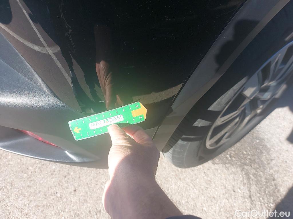  Peugeot  2008 PEUGEOT  / 2019 / 5P / todoterreno Active BlueHDI 81kW (110CV) #8