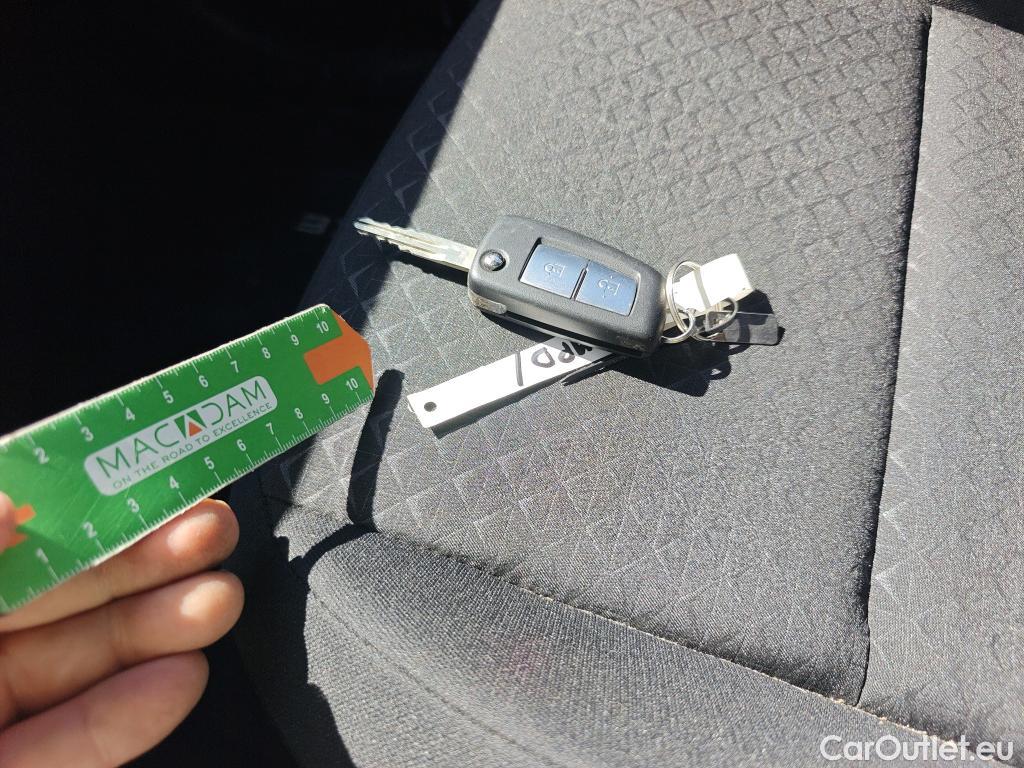  Nissan  Juke NISSAN  / 2019 / 5P / crossover DIG-T 84 kW (114 CV) DCT 7 Vel. Acenta (AC3) #1