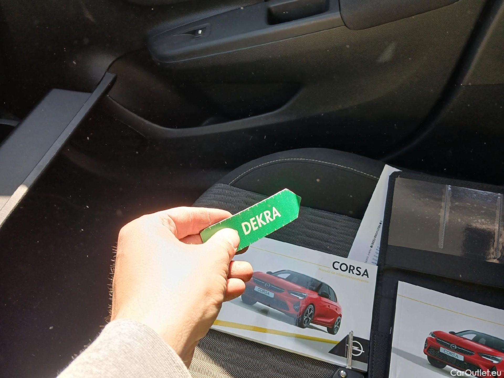  Opel  Corsa OPEL  / 2019 / 5P / berlina con portón 1.2T XHL 74kW (100CV) Edition #32