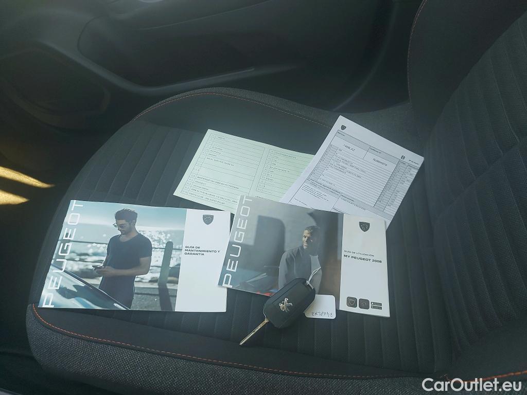  Peugeot  2008 PEUGEOT  / 2019 / 5P / todoterreno Active BlueHDI 81kW (110CV) #1