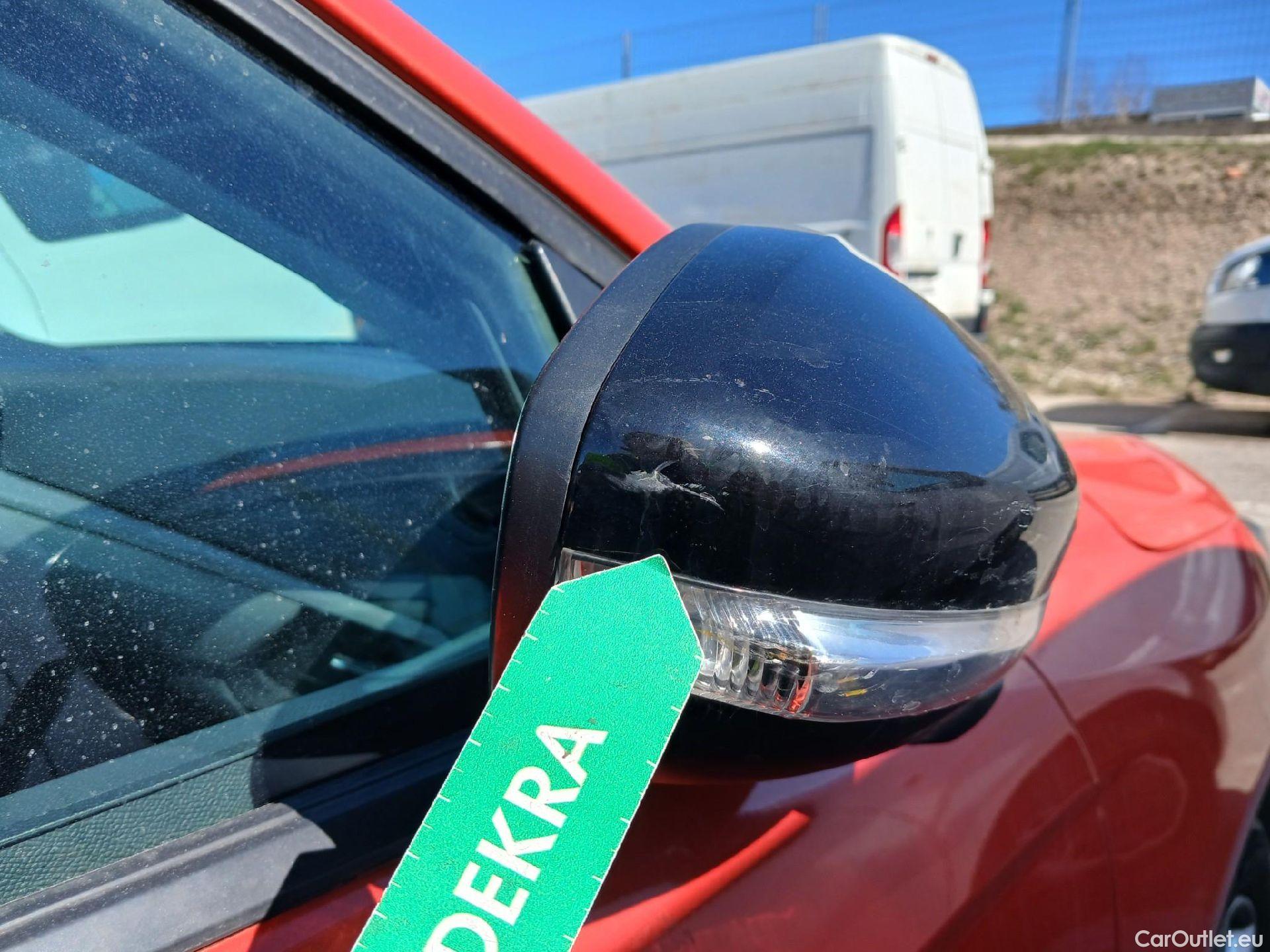  Opel  Corsa OPEL  / 2019 / 5P / berlina con portón 1.2T XHL 74kW (100CV) Edition #20