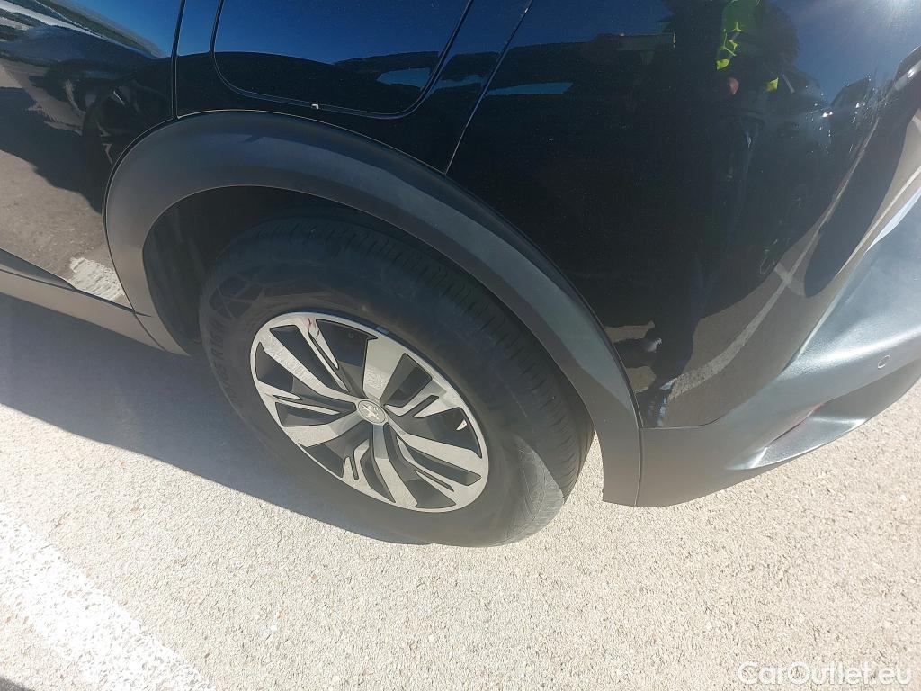  Peugeot  2008 PEUGEOT  / 2019 / 5P / todoterreno Active BlueHDI 81kW (110CV) #15