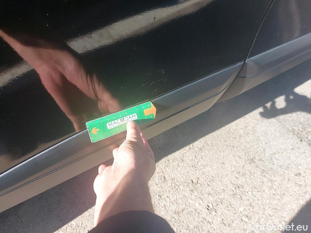  Peugeot  2008 PEUGEOT  / 2019 / 5P / todoterreno Active BlueHDI 81kW (110CV) #14