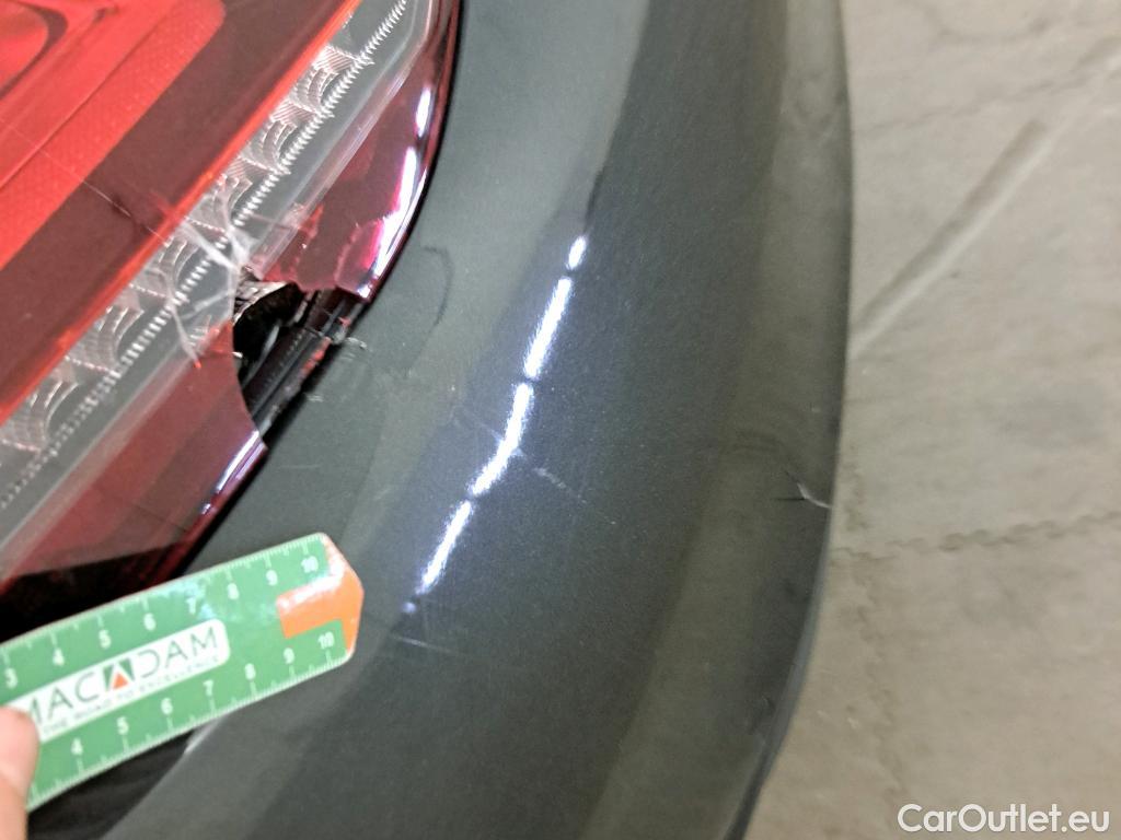  Mercedes  C-Klasse MERCEDES-BENZ Clase C / 2018 / 4P / sedán C 220 d #10